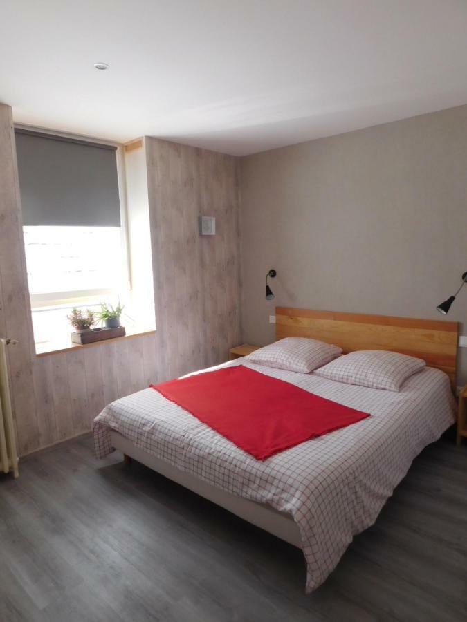 Monts Et Reves Bed & Breakfast Ramonchamp Екстериор снимка