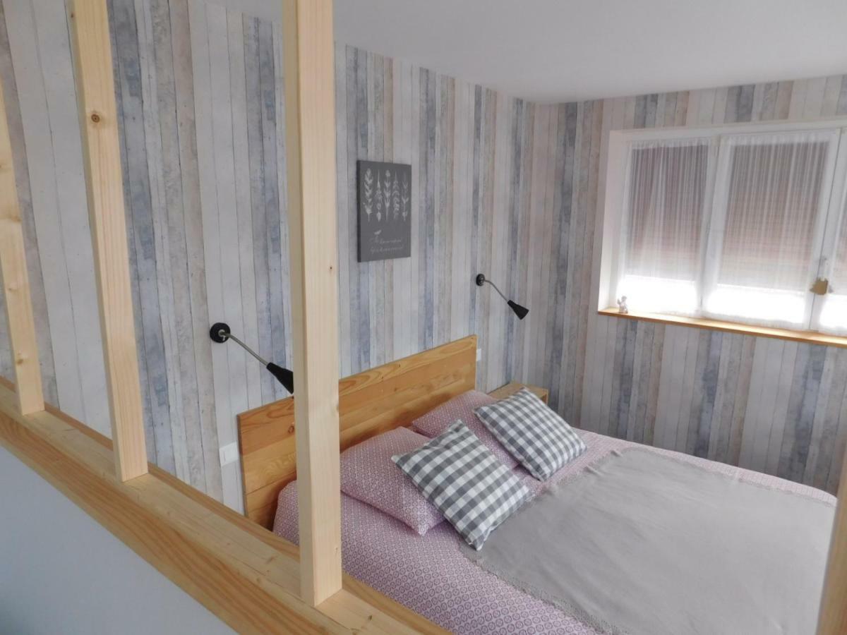 Monts Et Reves Bed & Breakfast Ramonchamp Екстериор снимка